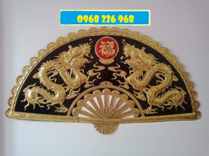 Uy tín – Chất lượng
 	Siêu bền siêu đẹp theo thời gian
 	Nguyên liệu đồng cao cấp
 	Chạm khắc thủ công – tinh xảo
 	Kích thước : Cao 60cm Ngang 120cm
 	Luôn có ưu đãi cho khách hàng
 	Tư vấn 24/7